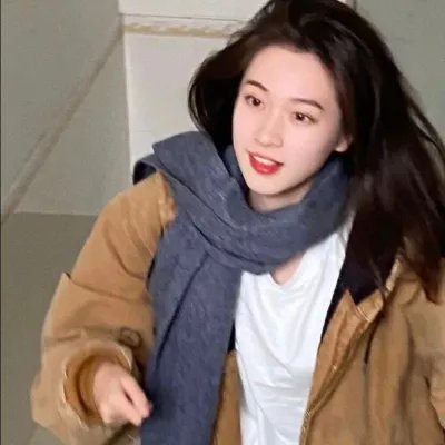 我想变成鸟,所以跳起来
